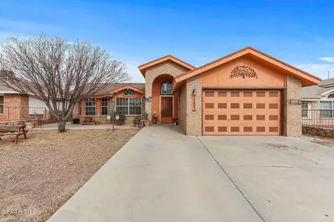 14485 Thayer Pease Ave, Horizon City, TX 79928