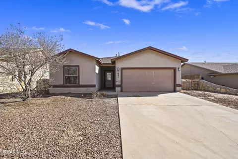 621 Angela Ln, Anthony, TX 79821