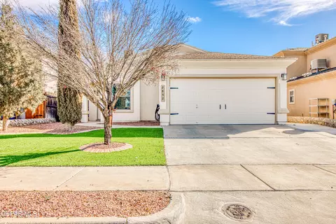 2852 Sinking Rock Pl, El Paso, TX 79938