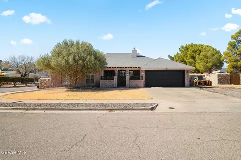 2001 Bob Gilder Pl, El Paso, TX 79936