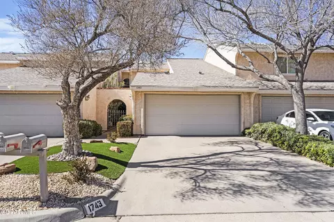 1743 Bara Dr, El Paso, TX 79935