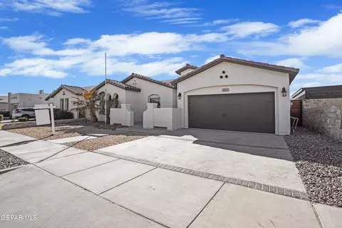 825 Angram Pl, El Paso, TX 79928