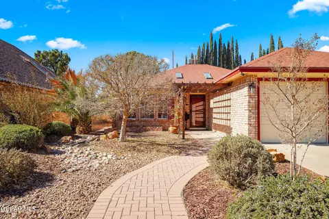 1729 Gregory Jarvis Dr, El Paso, TX 79936