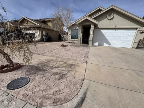 4761 Joseph Rodriguez Dr, El Paso, TX 79938