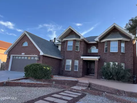 4340 Loma De Luna Dr, El Paso, TX 79934