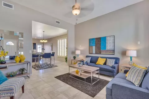 Living - 3616 Bob Snead Dr, El Paso, TX 79938 photo 3 of 5