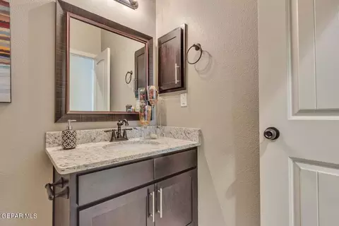 Bath - 3616 Bob Snead Dr, El Paso, TX 79938 photo 1 of 5