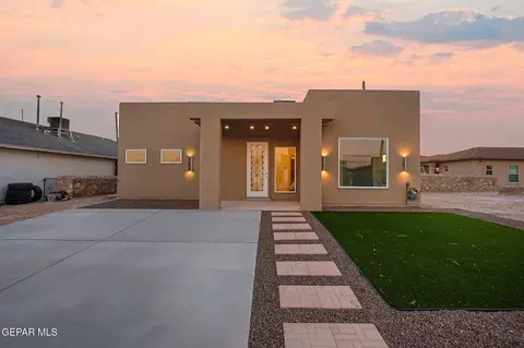13090 Oscar Chacon, San Elizario, TX 79849
