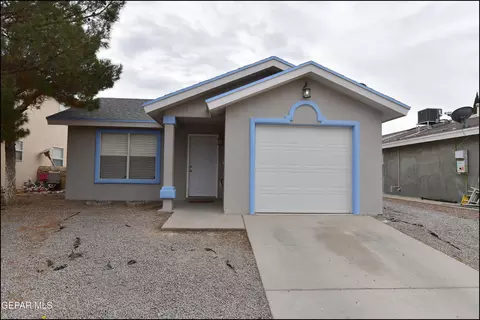 12336 Red Sun Dr, El Paso, TX 79938