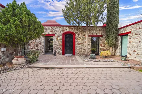 200 W Sunset Rd, El Paso, TX 79922