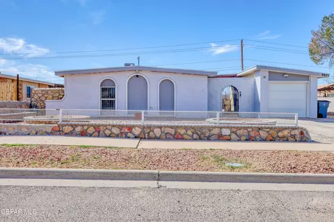 8621 Saratoga Dr, El Paso, TX 79912