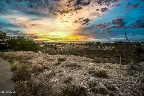 109 Calle Corrales, El Paso, TX 79912