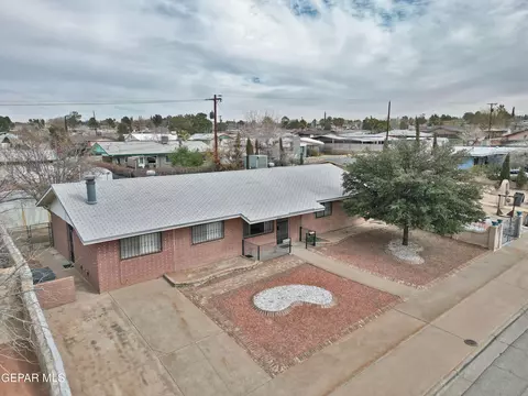 10317 Sugarberry Ave, El Paso, TX 79925