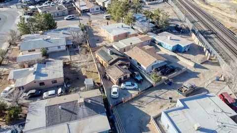 8156 Sharp Rd, El Paso, TX 79907 photo 47