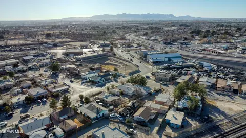 8156 Sharp Rd, El Paso, TX 79907 photo 68