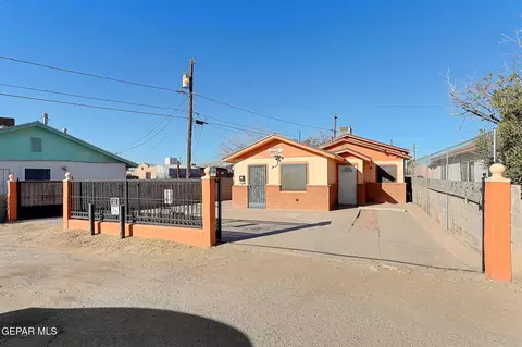 8156 Sharp Rd, El Paso, TX 79907 photo 3
