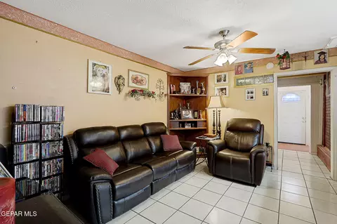 8156 Sharp Rd, El Paso, TX 79907 photo 7