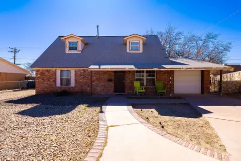 10425 Ponderosa St, El Paso, TX 79924