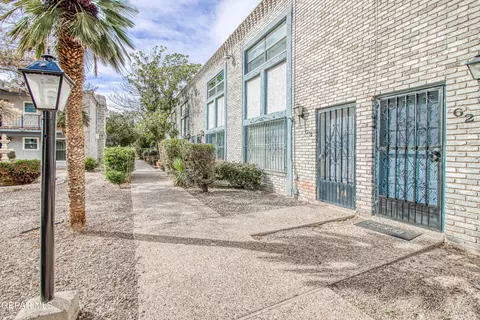 6700 Escondido Dr #G3, El Paso, TX 79912