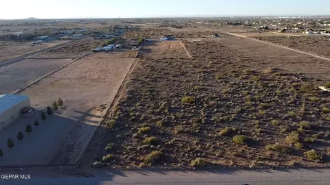 14448 Bradley Rd, El Paso, TX 79938