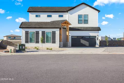 864 Chillington Rd, El Paso, TX 79928