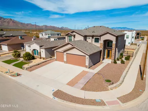 4833 New Ranch Ct, El Paso, TX 79934