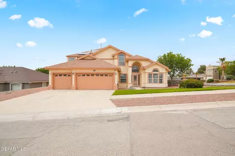 13007 Primrose Ln, Horizon City, TX 79928