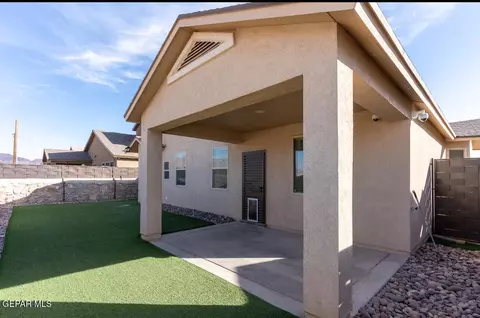 Exterior - 572 Issa Cir, El Paso, TX 79932 photo 4 of 4