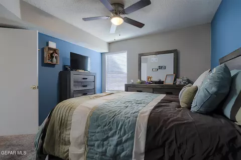 Bedroom - 3441 Tierra Ruby Dr, El Paso, TX 79938 photo 5 of 6