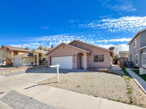 14316 Island Point Dr E, El Paso, TX 79938
