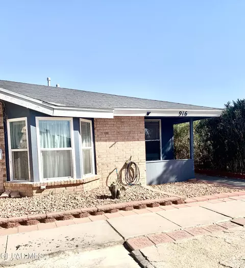 916 Destello Rd, El Paso, TX 79907