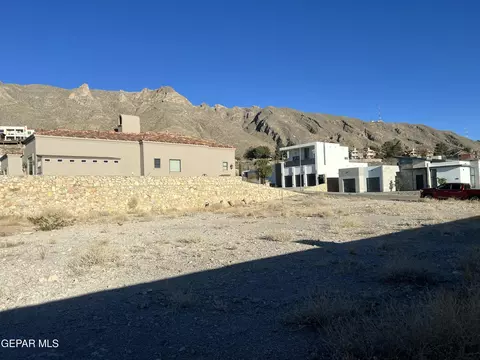 309 Silver Star Dr, El Paso, TX 79912