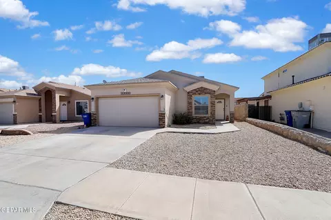 3804 Loma Brisa Dr, El Paso, TX 79938