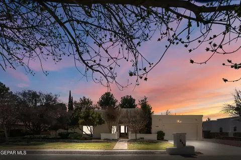 612 Willow Glen Dr, El Paso, TX 79922