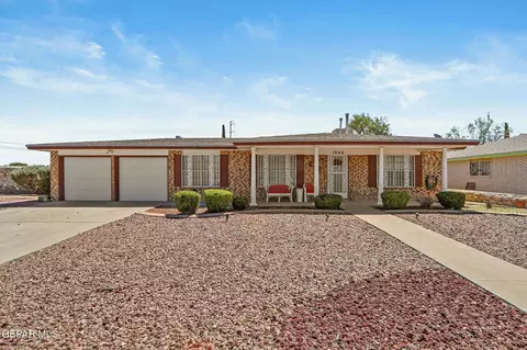 1868 Tom Bolt Dr, El Paso, TX 79936