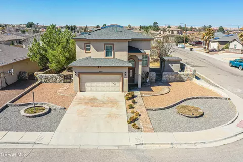 5807 Ireland Dr, Santa Teresa, NM 88008