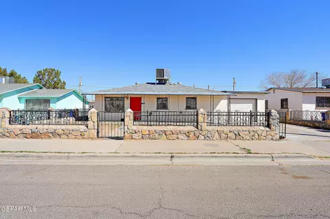 7547 Hacienda Ave, El Paso, TX 79915