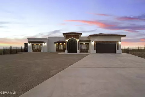 14420 Socorro Rd, San Elizario, TX 79849