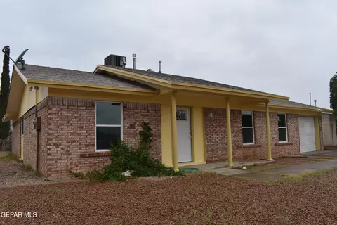 10401 Centaur Dr, El Paso, TX 79924