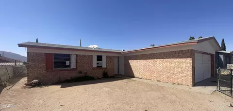 10737 Sunstone St, El Paso, TX 79924