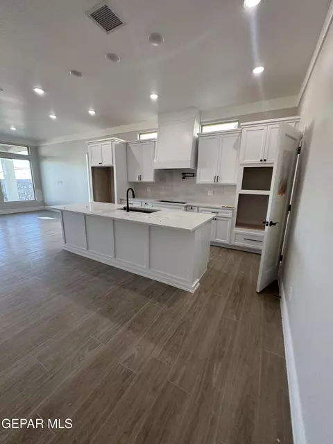 3641 Pattern Pl, El Paso, TX 79938 photo 2