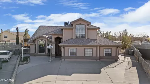 3085 Kings Crown Pl, El Paso, TX 79936