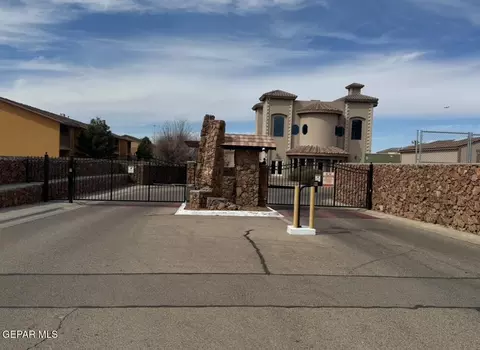12254 Costa Brava Dr, El Paso, TX 79938