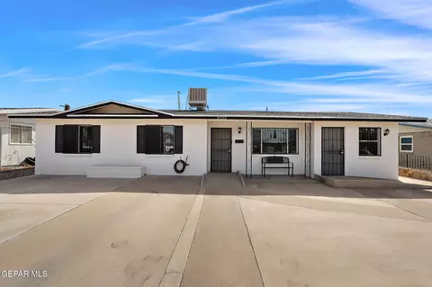 5722 Bainbridge Ave, El Paso, TX 79924