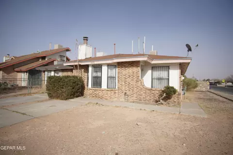6071 Bridalveil Dr, El Paso, TX 79924