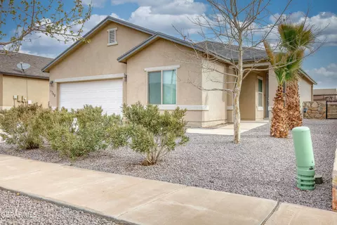 1722 Breeder Cup Way, El Paso, TX 79928