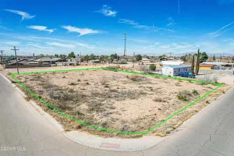 14898 Catherine Jane Dr, El Paso, TX 79938
