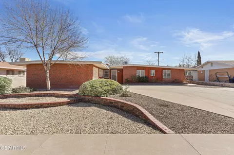 7913 Bethany Dr, El Paso, TX 79925