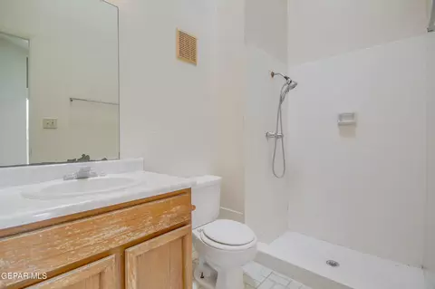 3429 Risner Pl #B, El Paso, TX 79936 photo 23