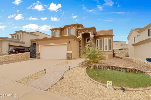 7824 Enchanted View Dr, El Paso, TX 79911